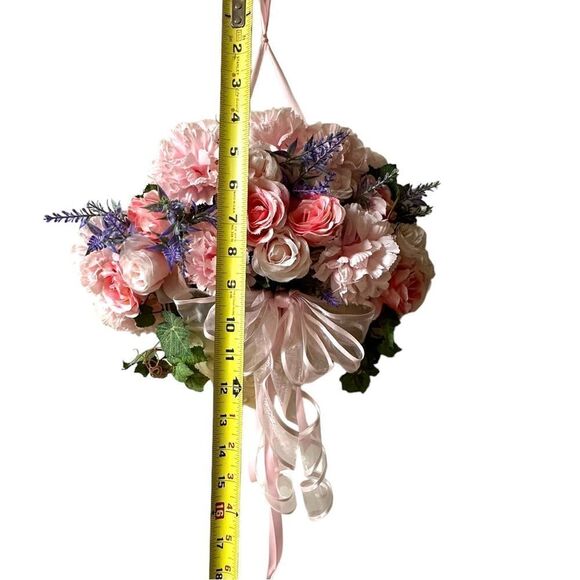 Handmade Pink Heart Hanging Flower Arrangement 108 - Picture 5 of 6